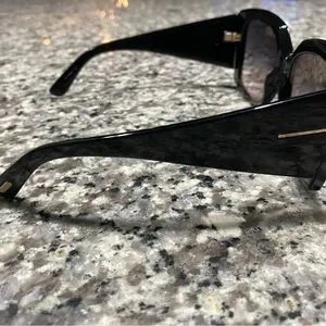 Tom Ford | Accessories | Real Authentic 6months Old Like New  display picture 1
